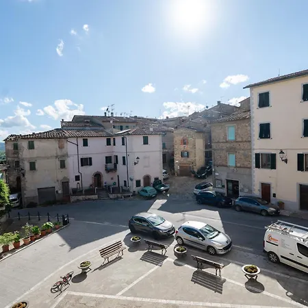 Apartment Grazioso In Toscana